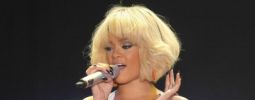 LIVE: Rihanna byla primárně lascivní cirkusačka, ne zpěvačka